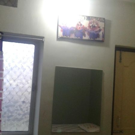 Ganesh Lodge Puri Luaran gambar